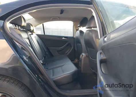 2014 Volkswagen Jetta 1.8T Se from USA, damaged, VIN 3VWD17AJ8EM420377